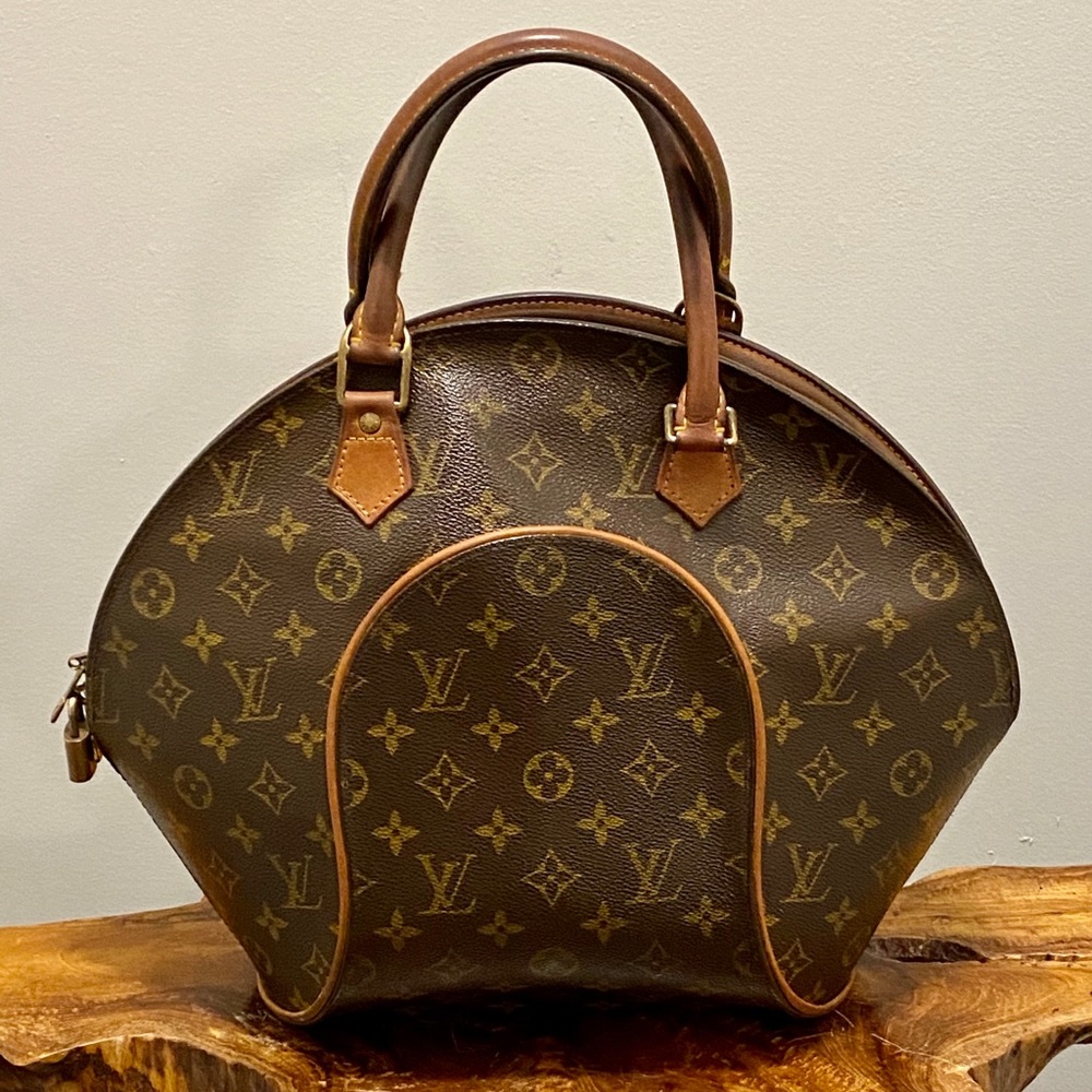 Authentic Louis Vuitton Ellipse MM purse